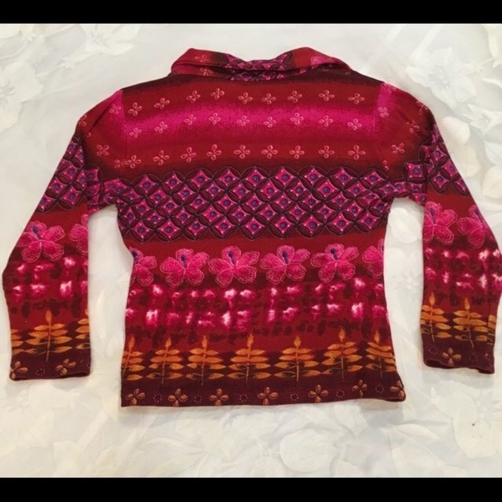 Chaudry KC Three-Quarter Length Top - Picture 2 of 5